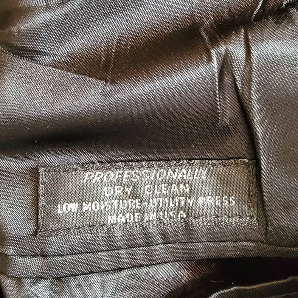 Roundtree & Yorke Dillard's Double Button Suit Jacket Black